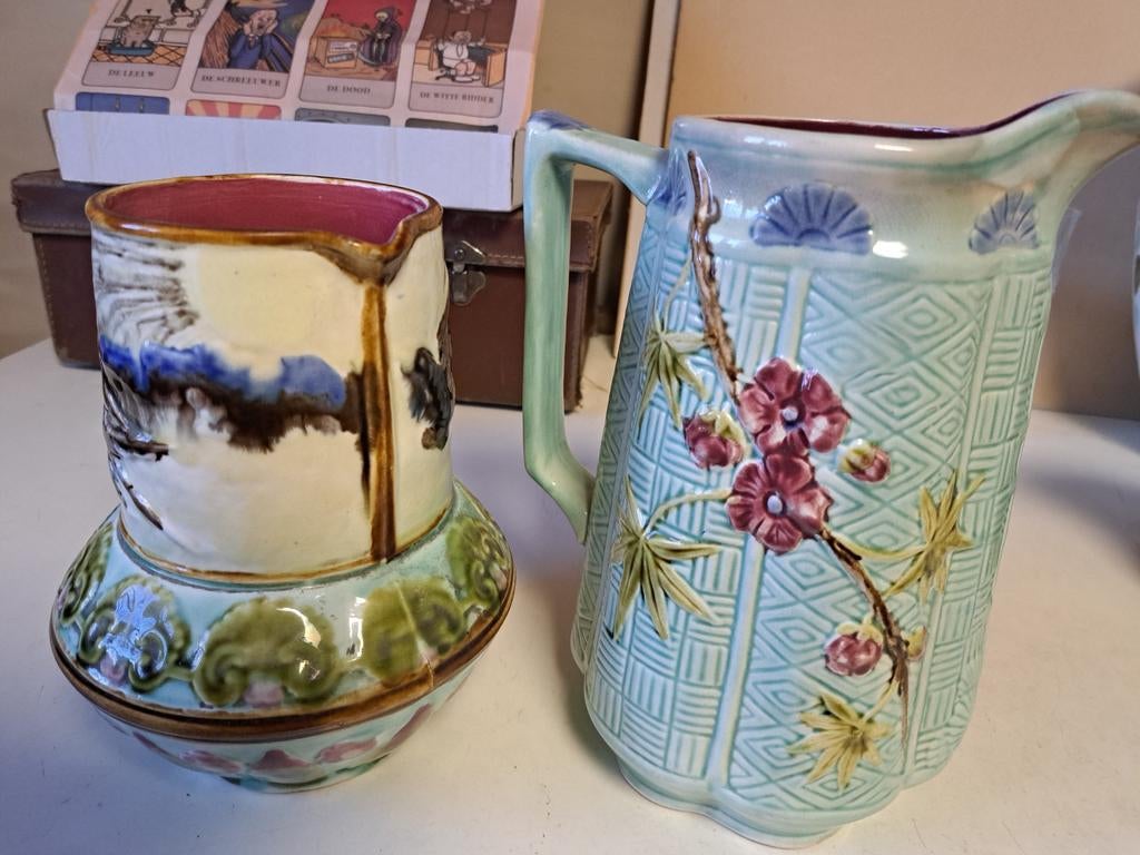 Schenkkannen antiek art nouveau MAJOLICA, Enlèvement