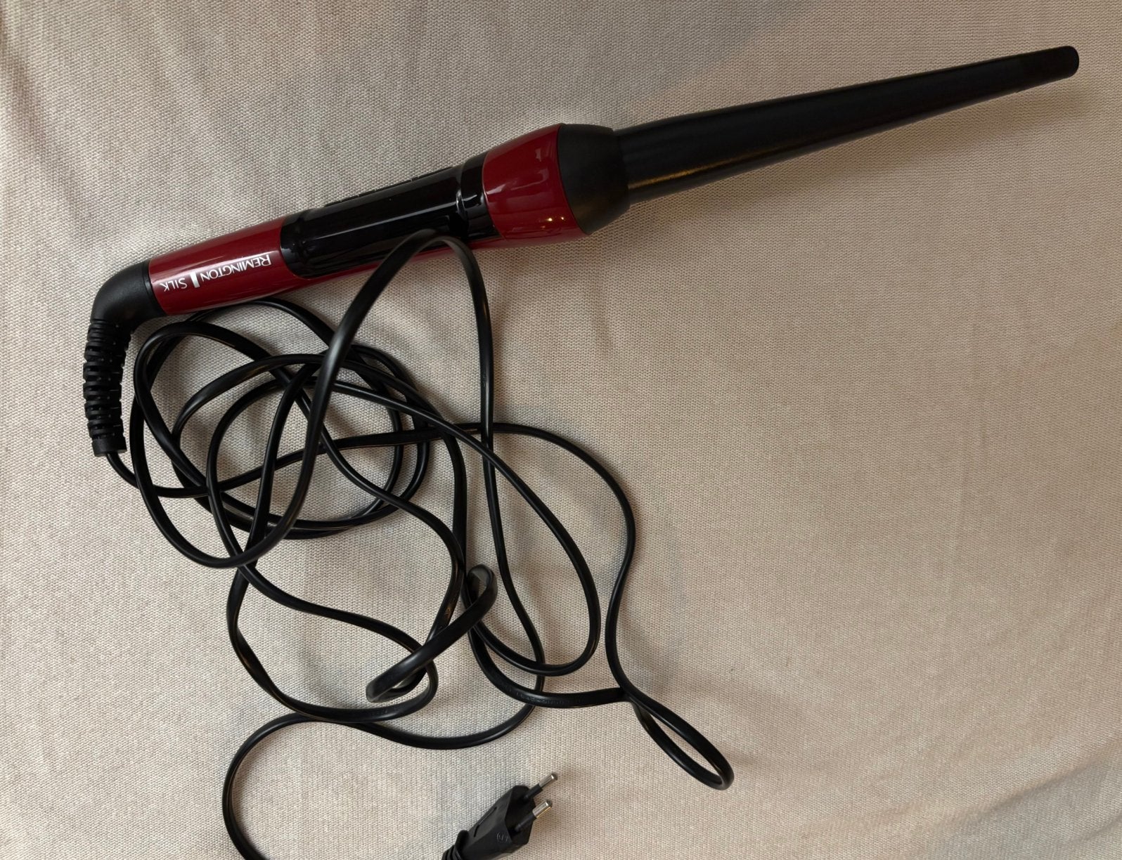 Remington Silk Curling Wand, Bijoux, Sacs & Beauté, Beauté | Soins des cheveux, Enlèvement, Comme neuf