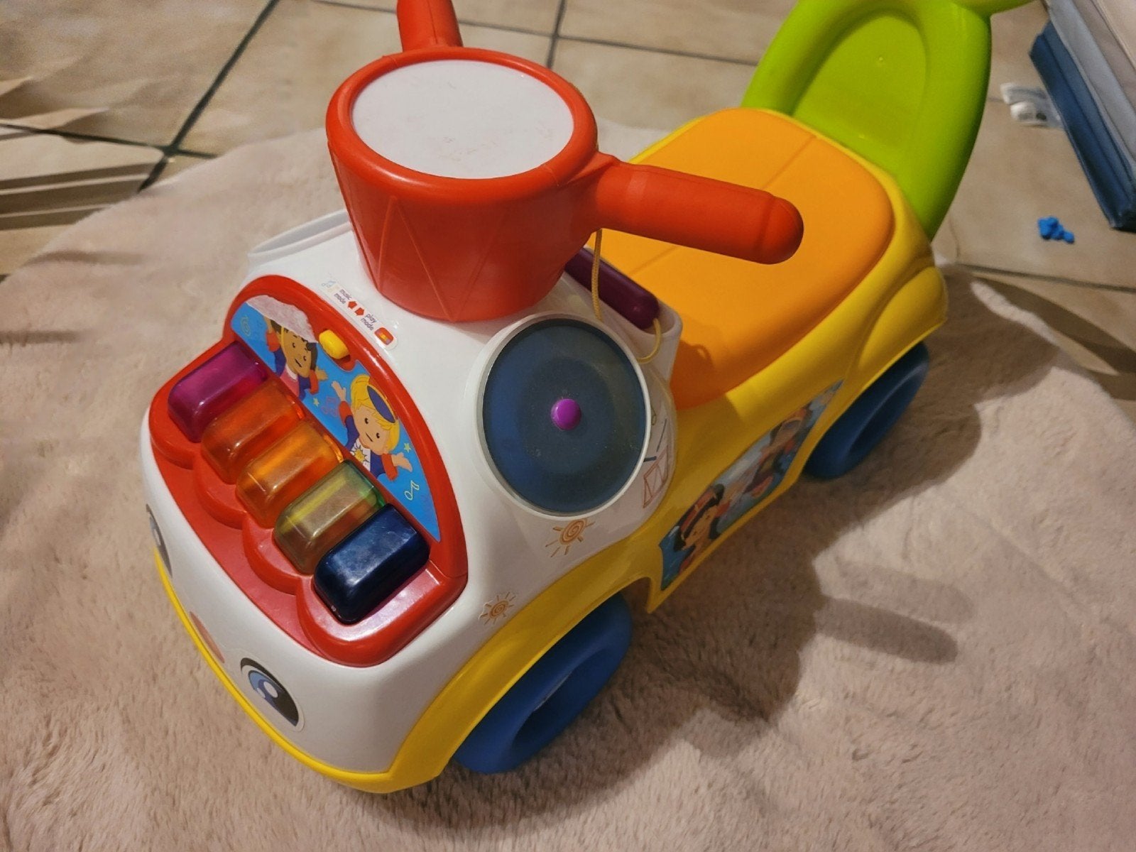 Loopauto Fisher-Price, Ophalen