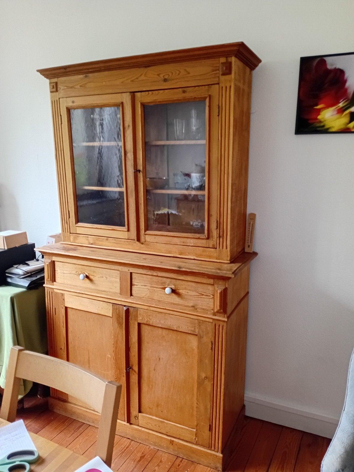 Antiek grenen dressoir. Originele ramen., Huis en Inrichting, Ophalen, Gebruikt