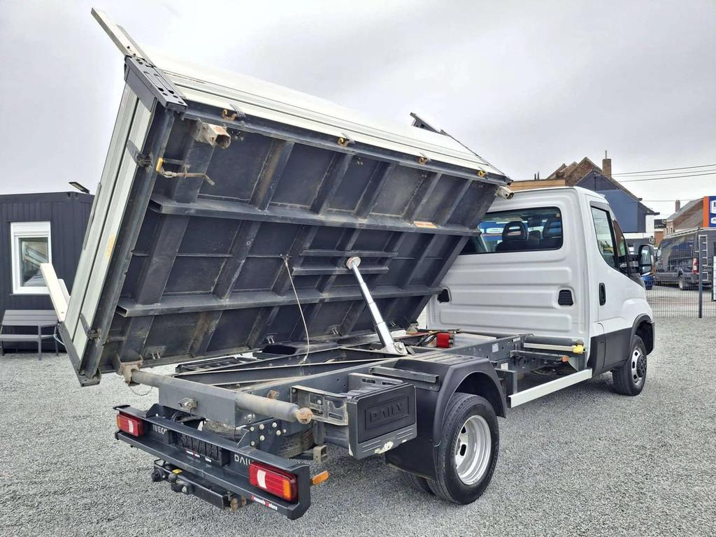 Iveco Daily 35C18 Tri benne (bj 2022), Auto's, Parkeersensor, Gebruikt, https://public.car-pass.be/vhr/300a8b88-af7b-4086-ba3a-43755065f979