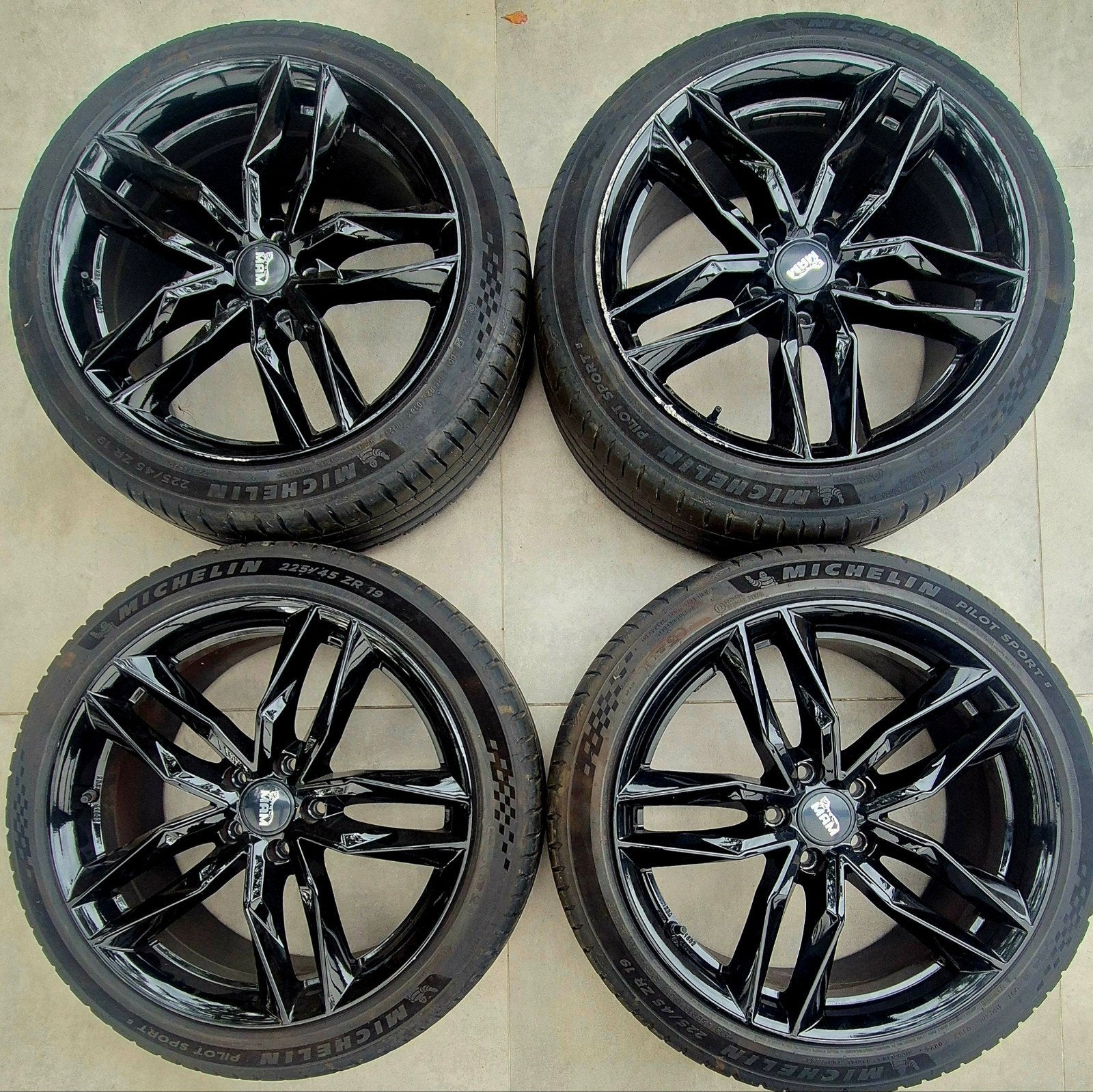 19 INCH VELGEN MET NIEUWE MICHELIN PILOT SPORT BANDEN, Banden en Velgen, Ophalen, 19 inch, Zomerbanden