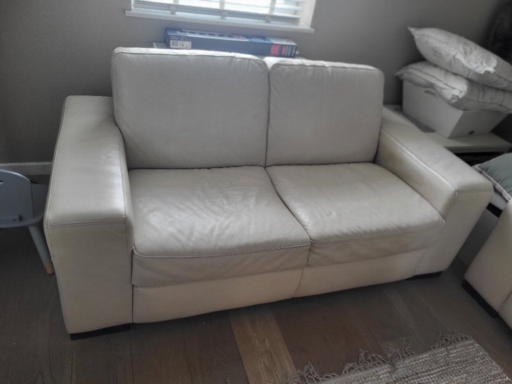 2 canapés en cuir NATUZZI, 75 à 100 cm, Classique moderne, Enlèvement, Utilisé