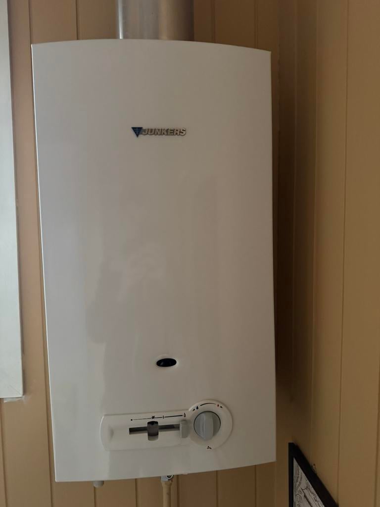 Junkers doorstroomboiler, Ophalen, Zo goed als nieuw, Boiler