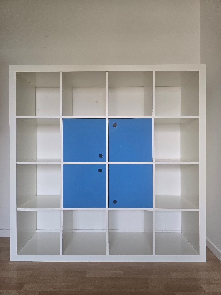 Etagère Kallax - 4x4 avec 4 portes, Maison & Meubles, Enlèvement, Utilisé