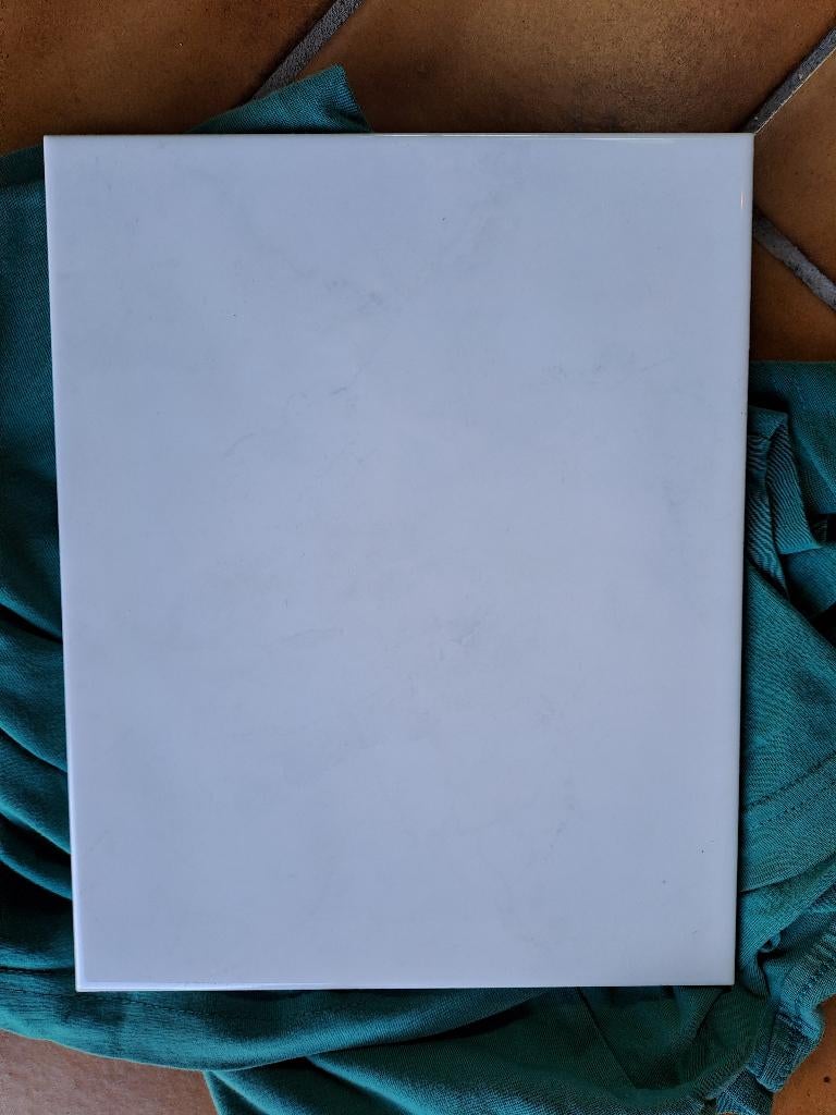 Muurtegel wit gemarmerd, Ophalen, Nieuw, 20 tot 40 cm, Minder dan 5 m²