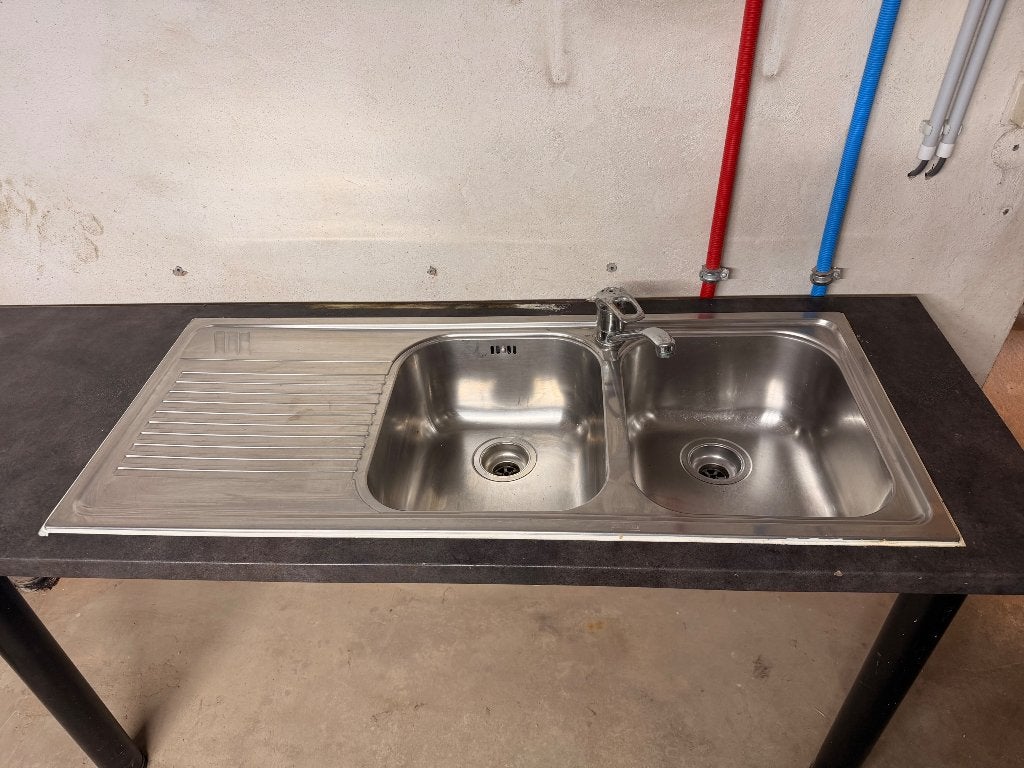 Spoeltafel, Ophalen, Inox