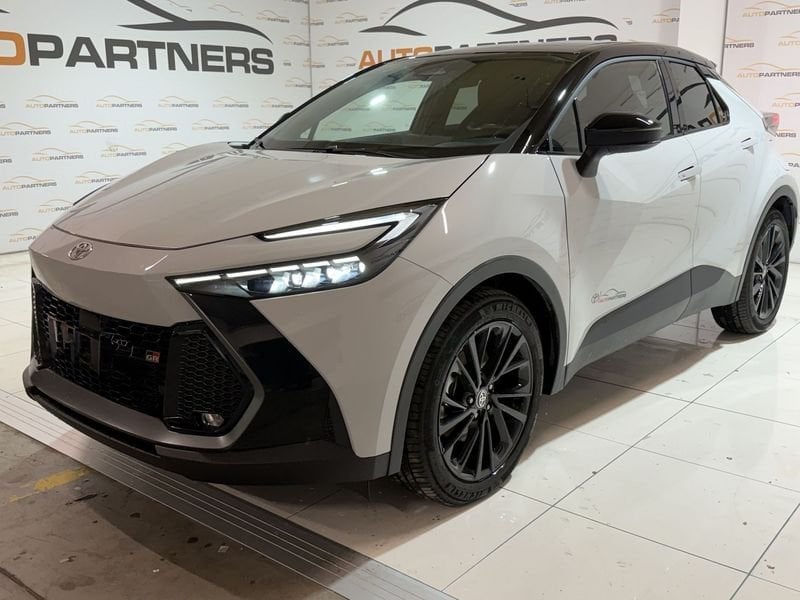 Toyota C-HR Plug-Hybrid 2WD e-CVT GR Sport Premiere Bi-Tone, Achat, Entreprise, Alcantara, Noir