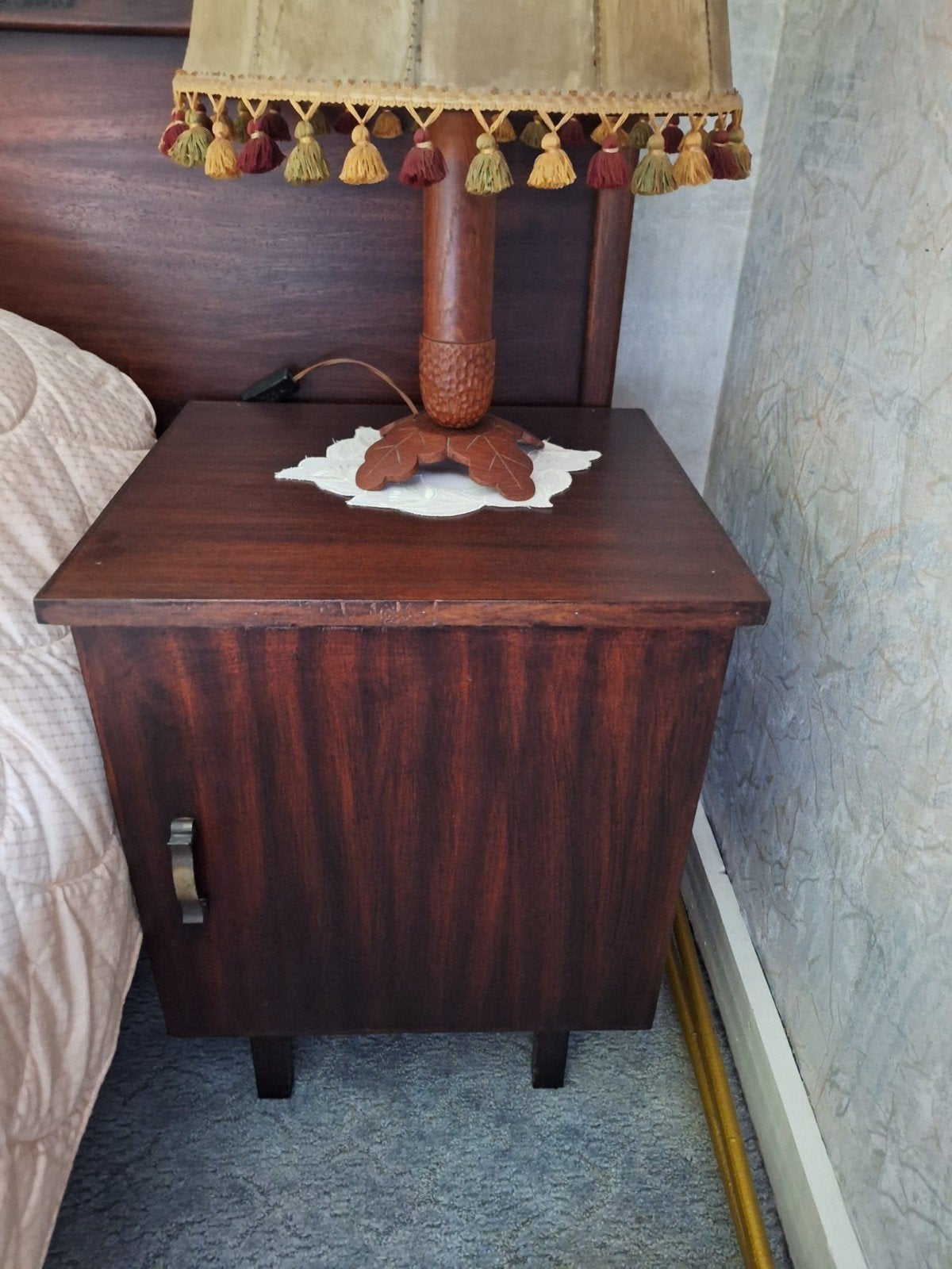 Houten tweepersoonsbed incl. 2 nachtkastjes, Ophalen, Gebruikt, Bruin, Tweepersoons