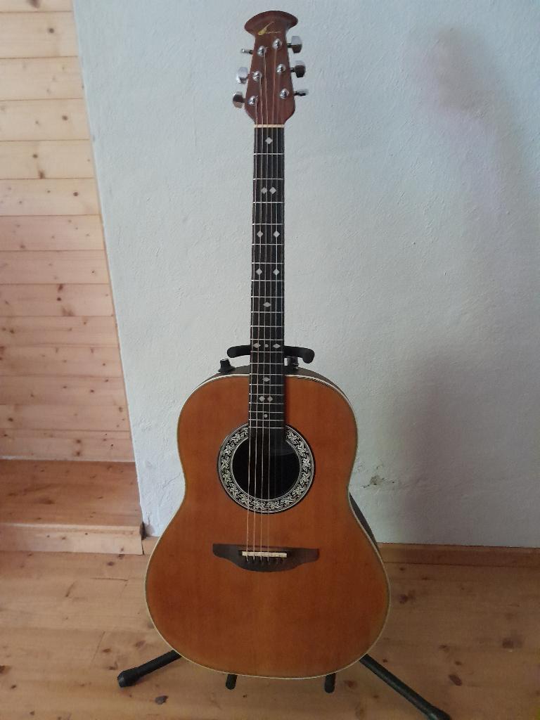 Ovation 1612 Roundback 80's made in USA dans un étui rigide, Musique & Instruments, Instruments à corde | Guitares | Acoustiques