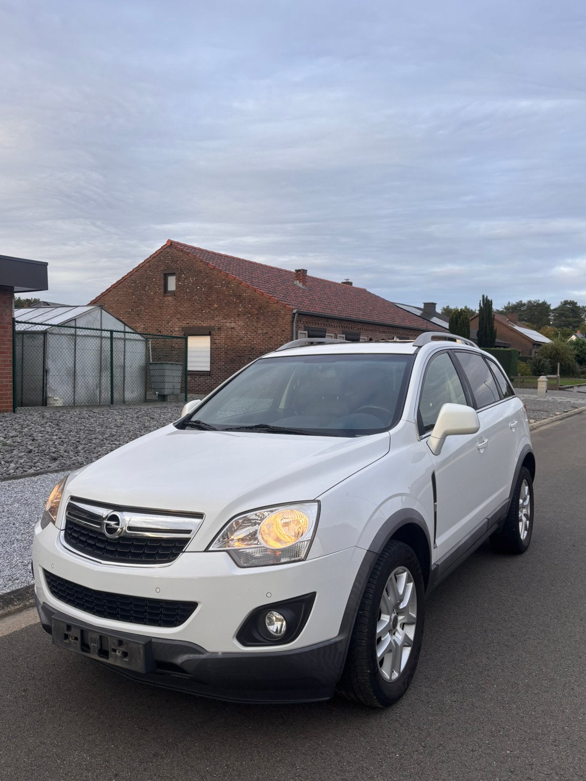 Ouvrez Antara, Autos, Cuir, Achat, 2400 cm³, Boîte manuelle