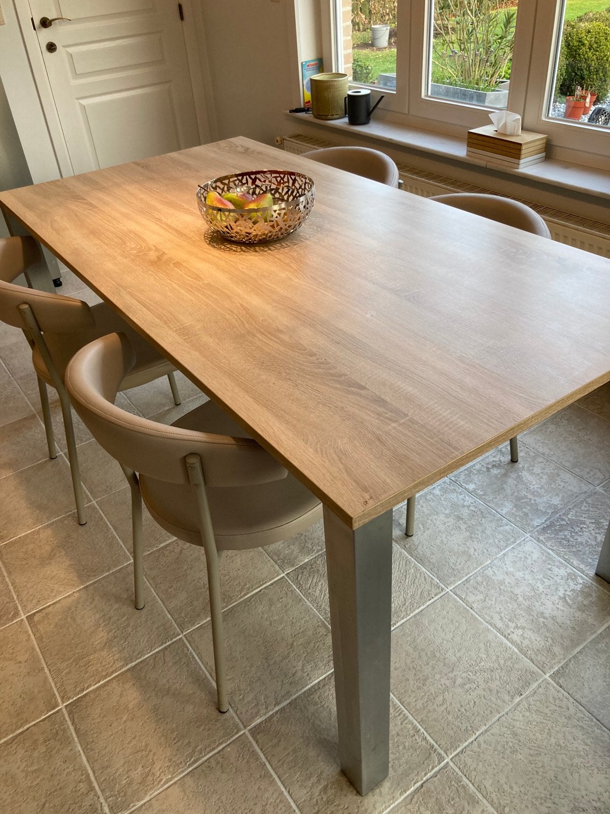 Moderne keukentafel met 6 stoelen, 150 à 200 cm, Cinq personnes ou plus, Comme neuf, Enlèvement
