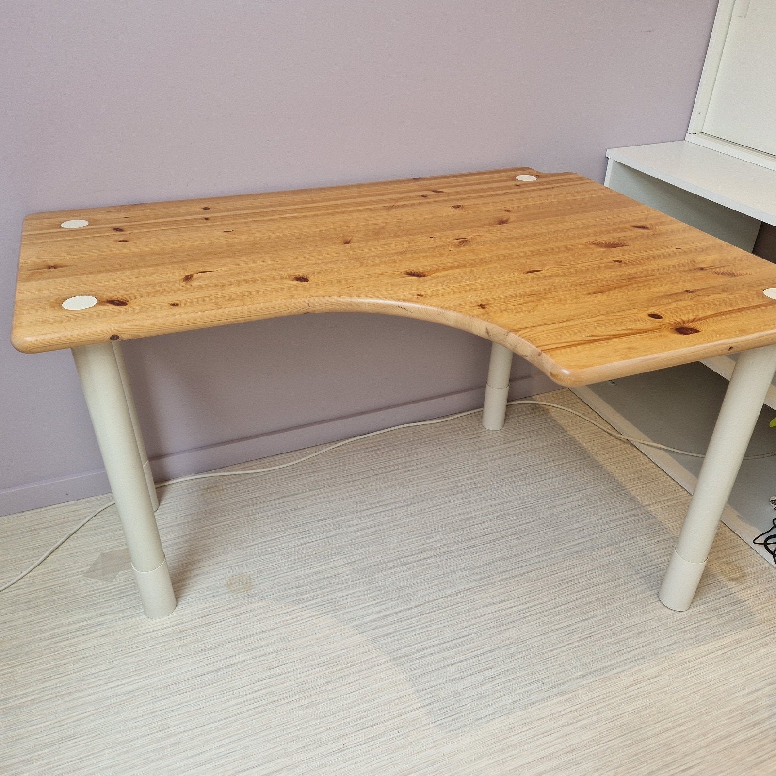 Bureau en bois de marque FLEXA, Enlèvement, Utilisé, Bois