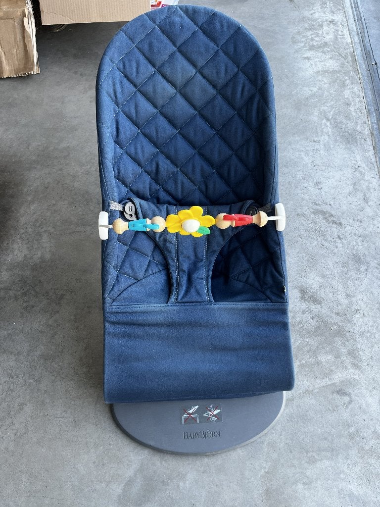 BabyBjorn wipstoel met accessoire, Kinderen en Baby's, Ophalen, Zo goed als nieuw, Wipstoel, Overige merken