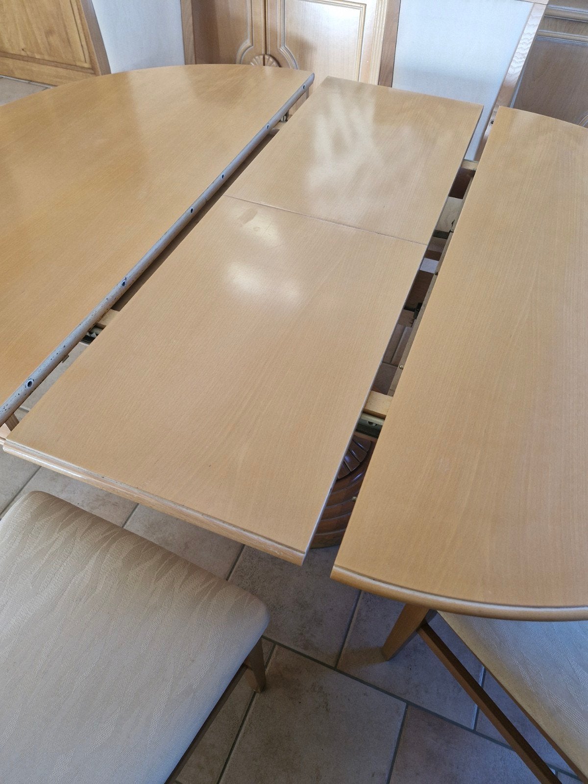 Table ronde, Maison & Meubles, Enlèvement