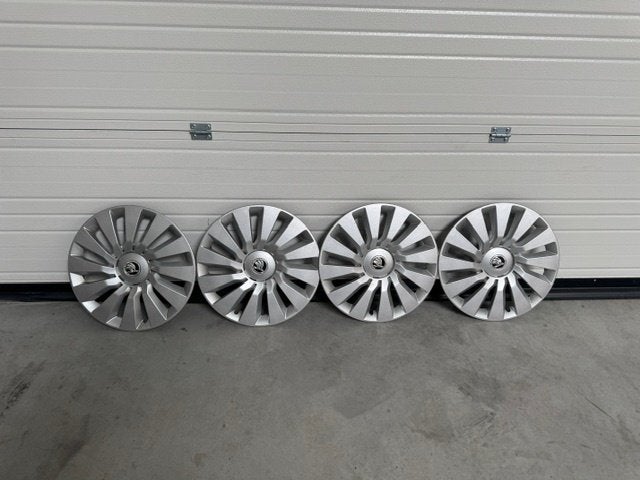 15" Wieldoppen Skoda, Auto diversen, Wieldoppen, Ophalen, Gebruikt