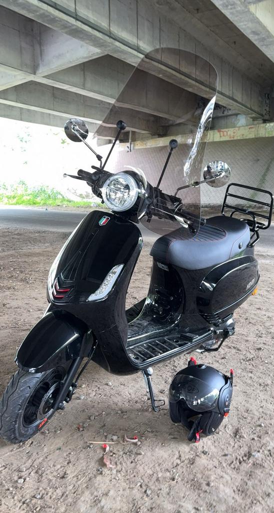 Scooter, Fietsen en Brommers, Ophalen, Zo goed als nieuw