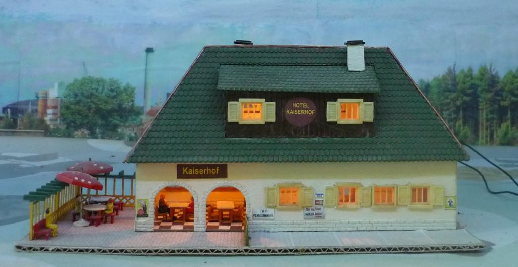Faller B-106 Hotel Kaiserhof, Autres marques, Enlèvement, Utilisé, Pont, Tunnel ou Bâtiment