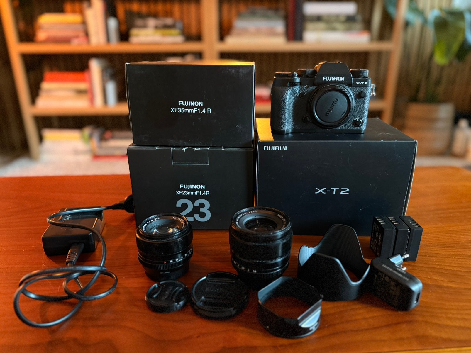 Fuji xt2 met 23 en 35 lens, Enlèvement, Comme neuf, Batterie, Fujifilm