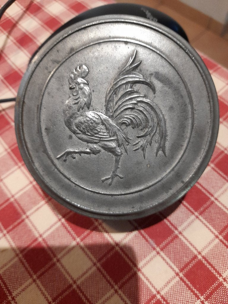 Rare Petite boite par les postainiers hutois avec coq wallon, Enlèvement ou Envoi
