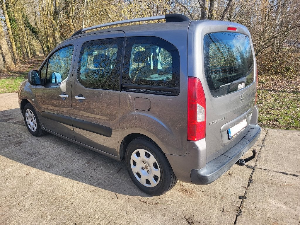 Peugeot Partner Tepee 1.6 Benzine EXPORT, Monovolume, 4 cilinders, 1600 cc, 5 deurs
