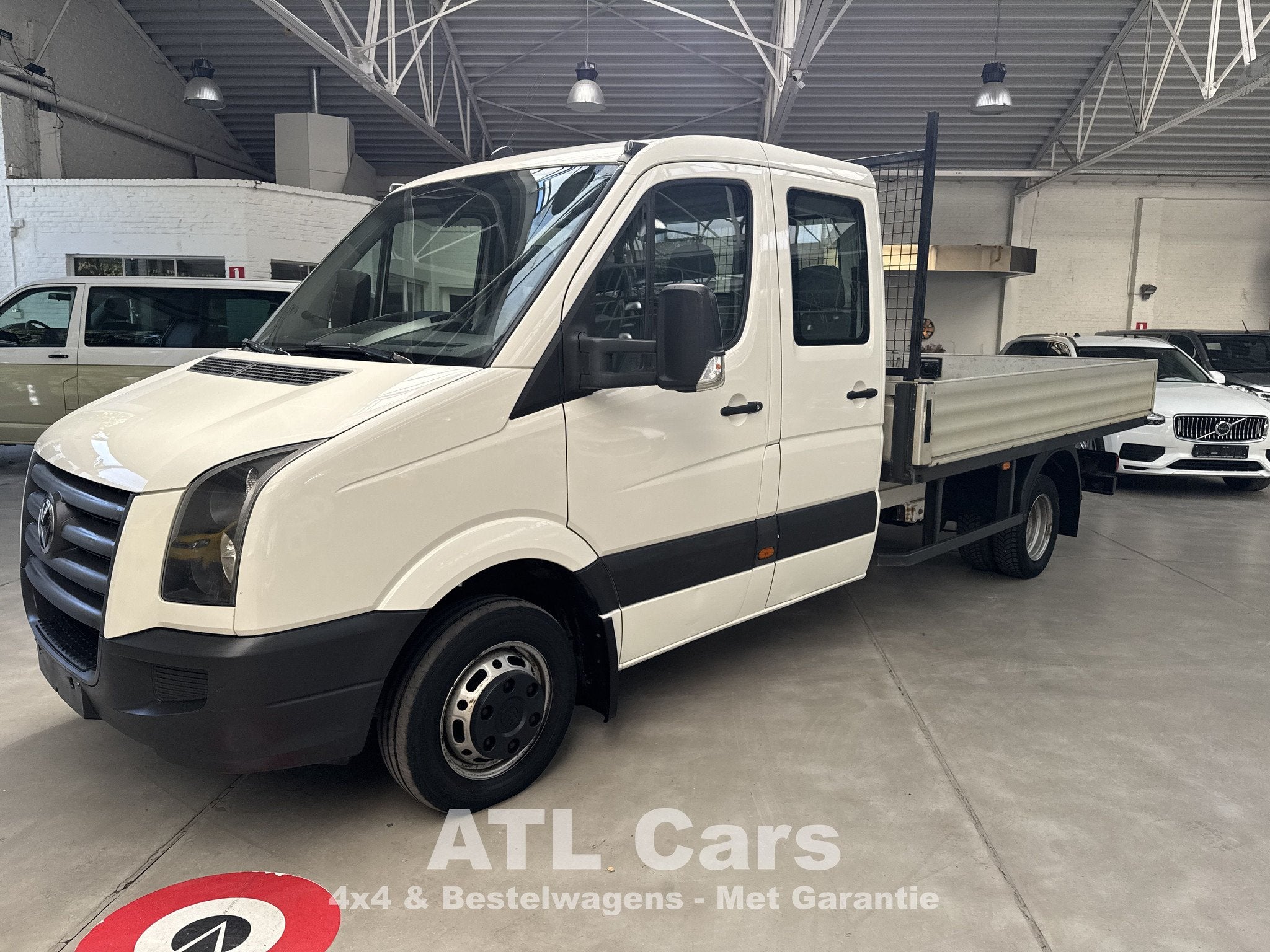 Volkswagen Crafter 2.5 Diesel | Dubbele Cabine | 3000kg Trek, Auto's, 2500 cc, Achterwielaandrijving, Gebruikt, Volkswagen