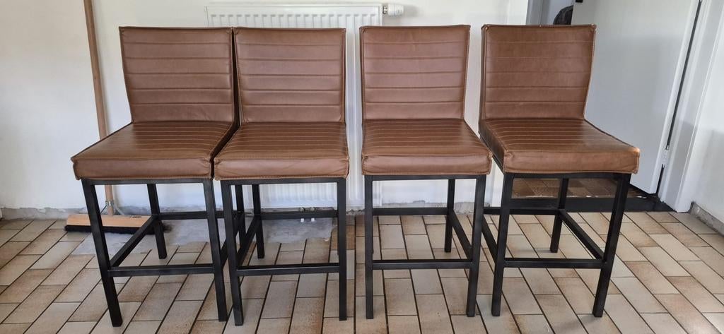 4 barkrukken met metalen voetjes (zie foto's), Huis en Inrichting, Ophalen, Leer