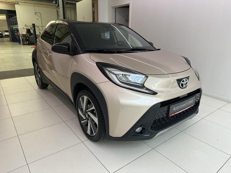 Toyota Aygo 1.0 AT ENVY, Auto's, Automaat, Euro 6, https://public.car-pass.be/vhr/e38d8443-96b3-4d6e-b98e-549eb341205a, 72 pk