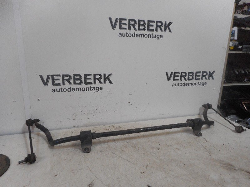 BARRE STABILISATRICE AVANT Ford Mondeo III (01-2000/03-2007), Henry-Ford-Straße  1
50735  Köln, DE, Ford-Werke GmbH, Kunden@ford.com