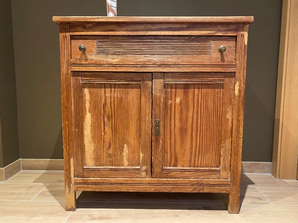 Meuble avec plaque émaillée, Enlèvement