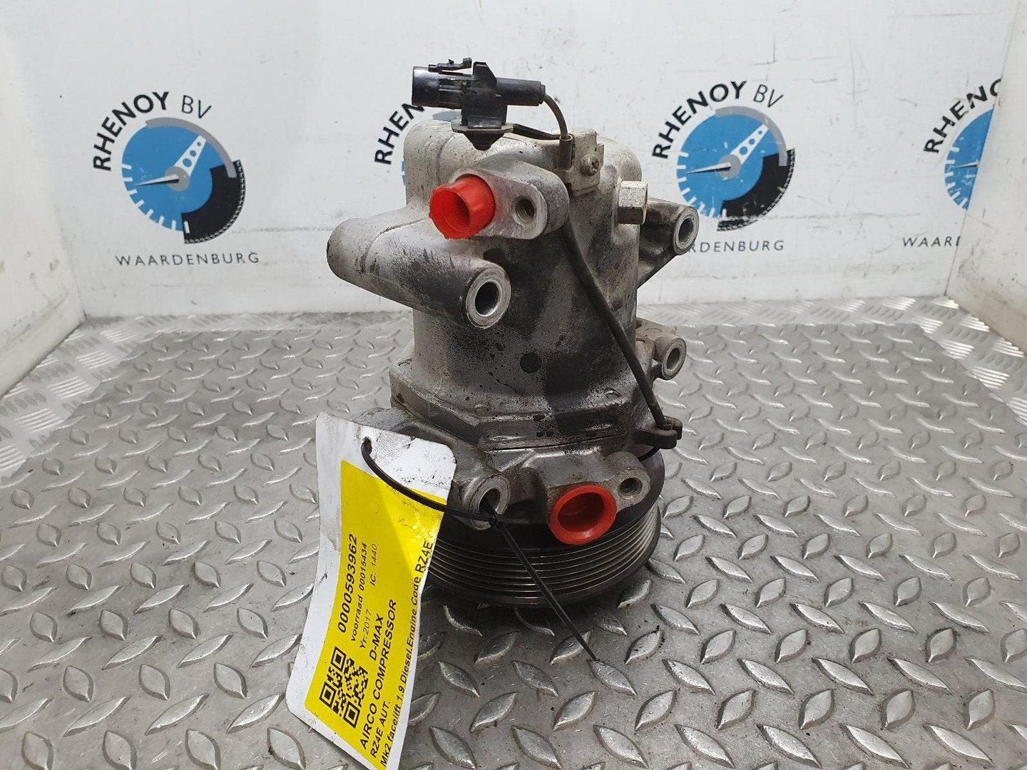 ISUZU D-MAX 1.9 Ext. Cab X-Coun. AIRCO COMPRESSOR / AIRCOPOM, Enlèvement ou Envoi, Utilisé, ARN reconnu