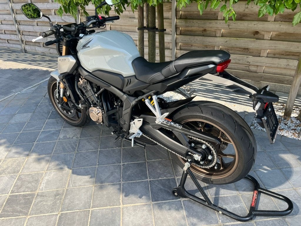 Honda cb650r ** slechts 3200km ** 3/2021** perfecte staat **, 4 cilinders, Meer dan 35 kW, Traction Control, Naked bike