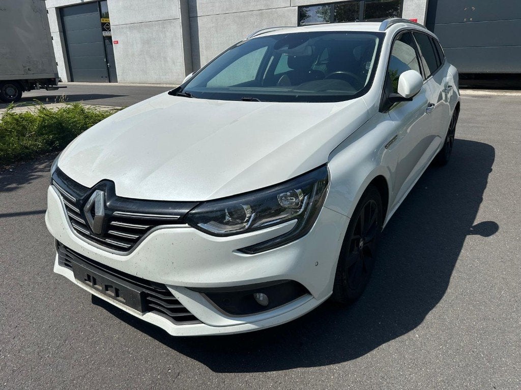 Renault Mégane 1.2Tce | CAMERA | TREKHAAK | BOSE | BENZINE, Autos, Renault, Achat, Euro 6, Entreprise, 102 kW