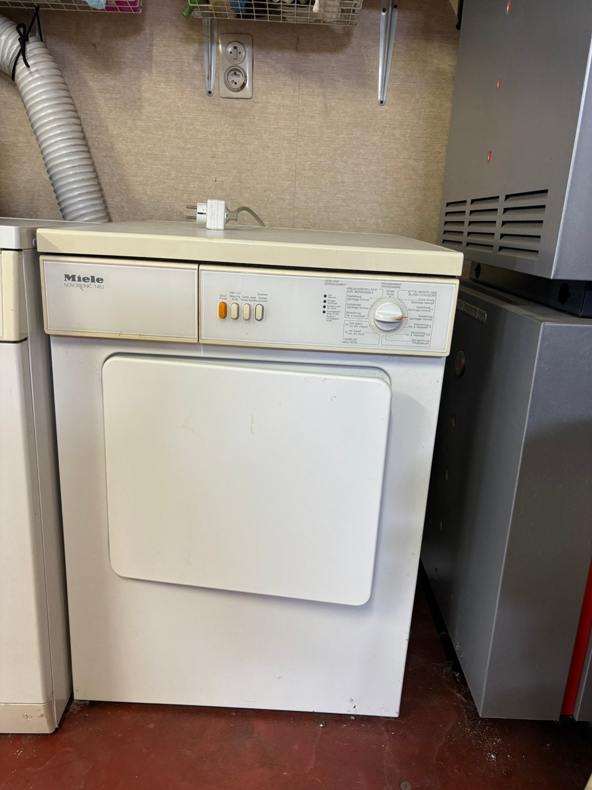 Sèche-linge Miele+, machine à laver Siemens GRATUITE, Enlèvement, Utilisé, Évacuation d'air