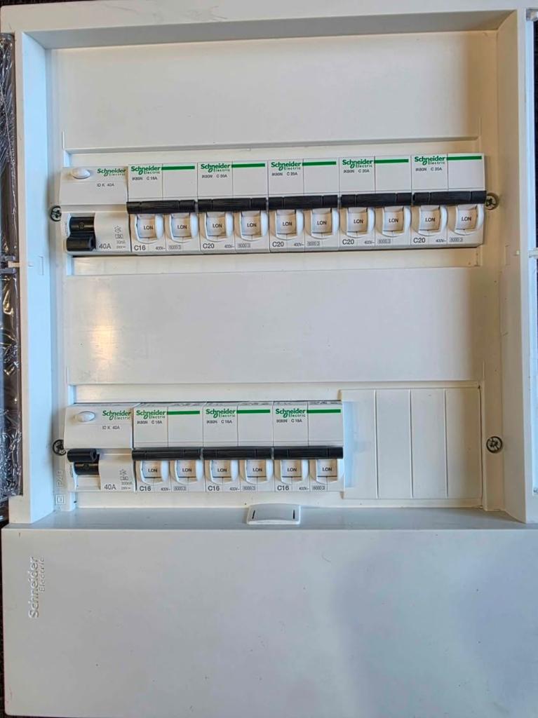 Coffret électrique complet Schneider NEUF jamais posé, Bricolage & Construction, Enlèvement, Neuf, Autres types