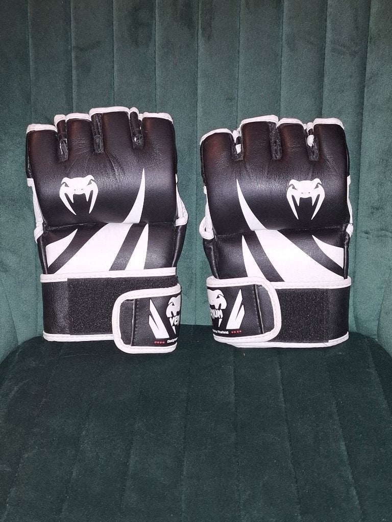 Gants MMA Venum Challenger, Sports & Fitness, Neuf, Enlèvement ou Envoi, Taille L, Protection pour arts martiaux