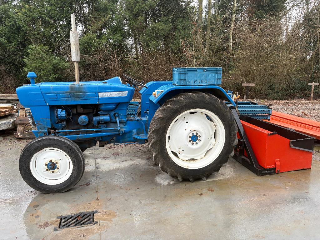 tractor ford 3000, Enlèvement, Ford