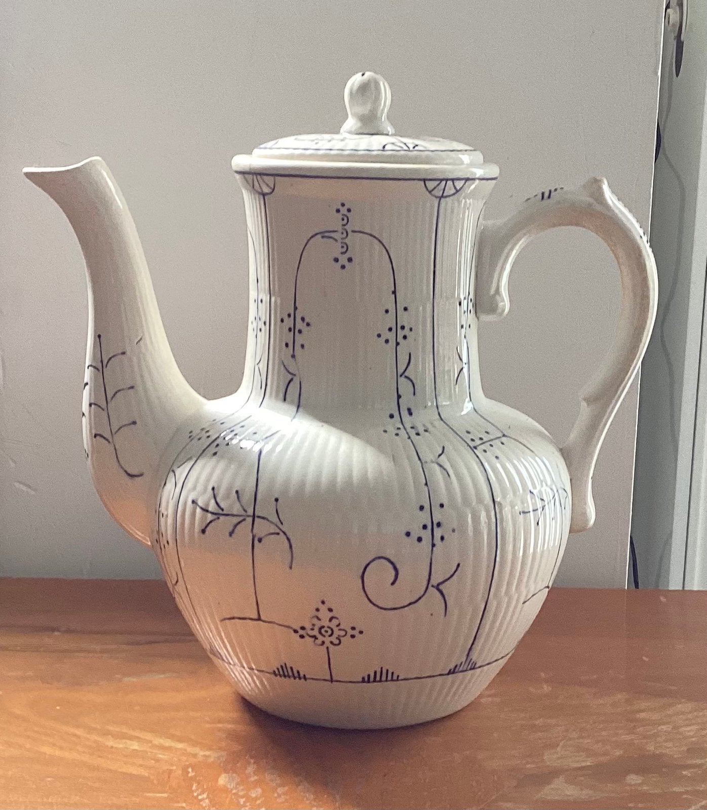 Koffiepot Boch, Antiek en Kunst, Antiek | Servies los, Ophalen of Verzenden
