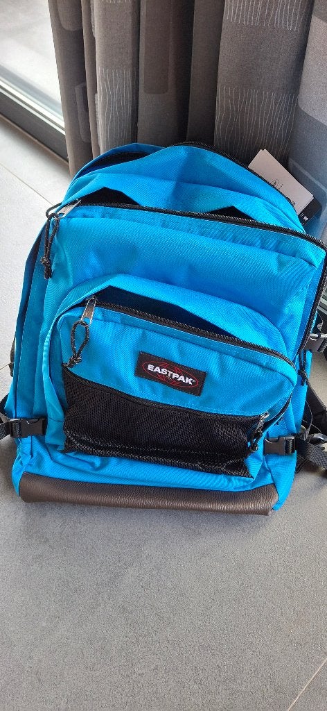 Eastpak rugzak boekentas, Handtassen en Accessoires, Tassen | Schooltassen, Ophalen, 40 tot 50 cm, Blauw, Rugtas
