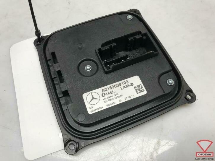 module led de phare mercedes a b c e s cla a2189009103 3151, Mercedes-Benz AG, Mercedes-Benz, Utilisé, Mercedesstrasse 120
70372  Stuttgart, DE