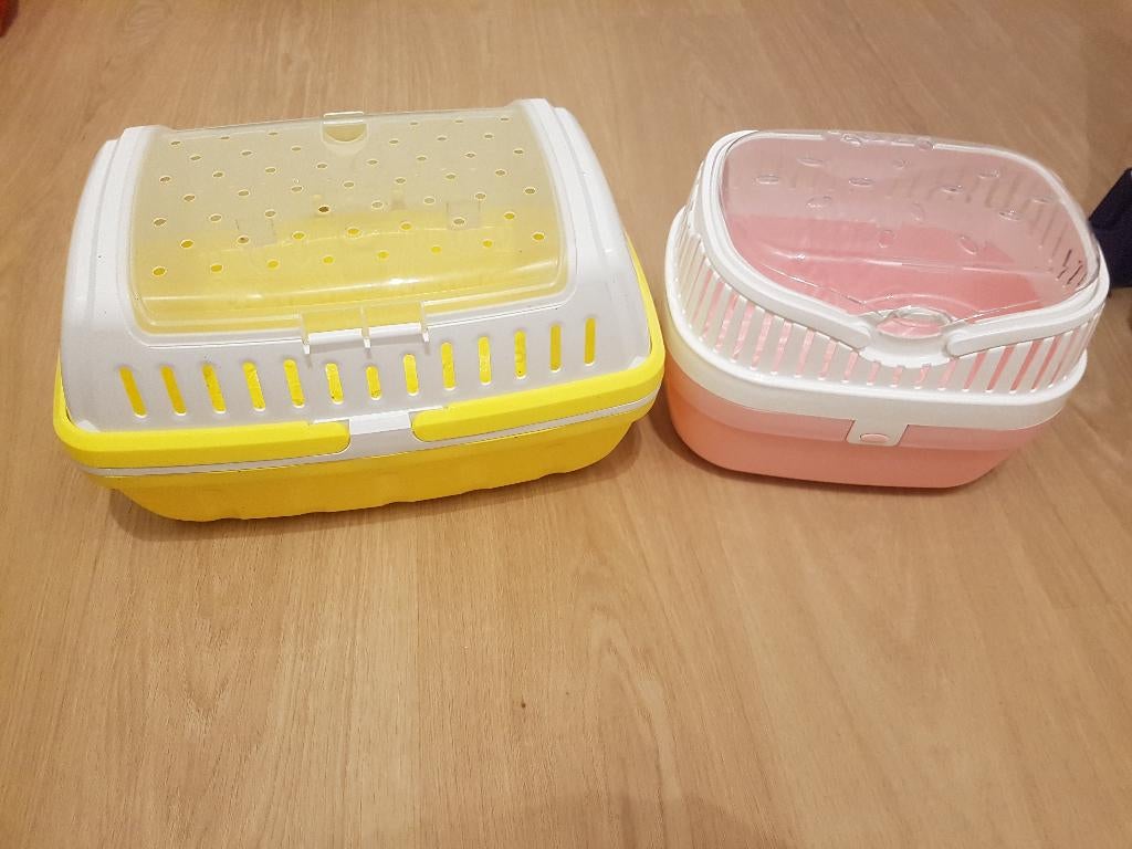 2 reismandjes konijn, Dieren en Toebehoren, Knaagdieren en Konijnen | Hokken en Kooien, Ophalen, Gebruikt, Reiskooi of Transportbox