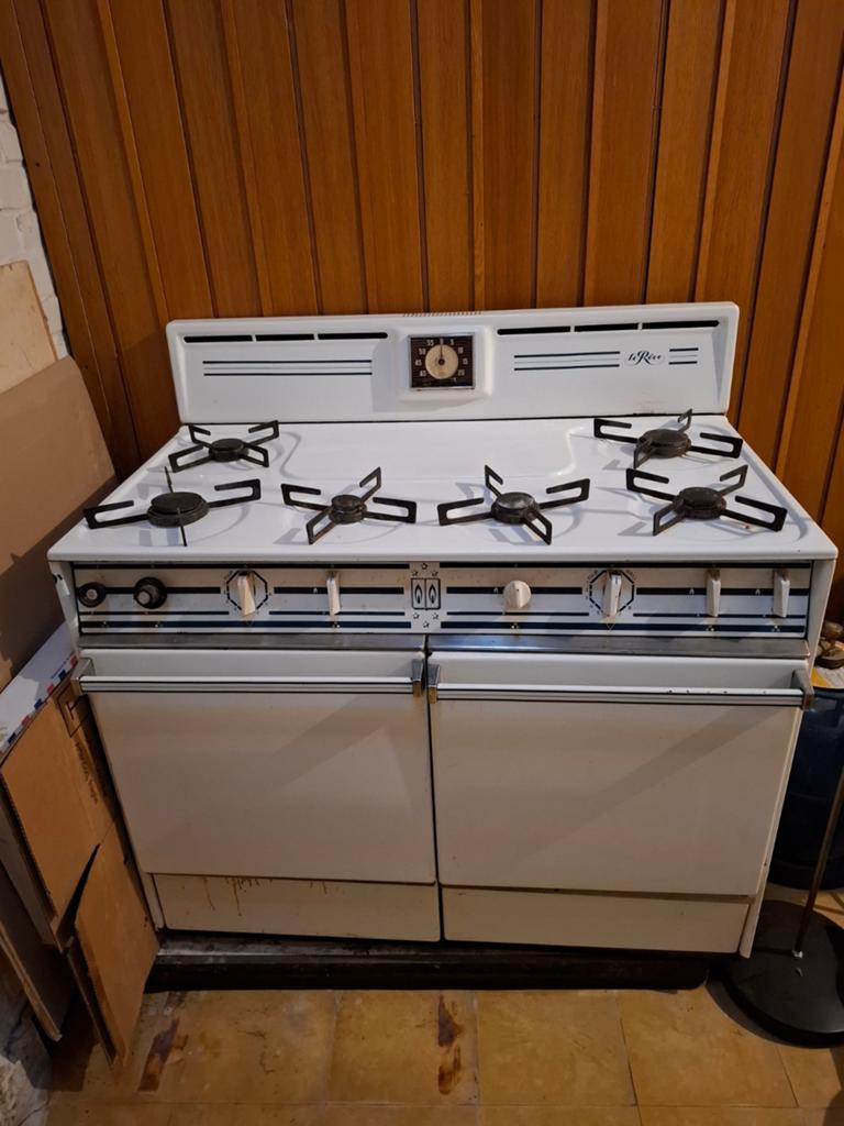 Ancienne cuisinière à gaz vintage “Le Rêve” – Made in Suisse, Electroménager, Gaz, Le Rêve, Le Rêve, Enlèvement
