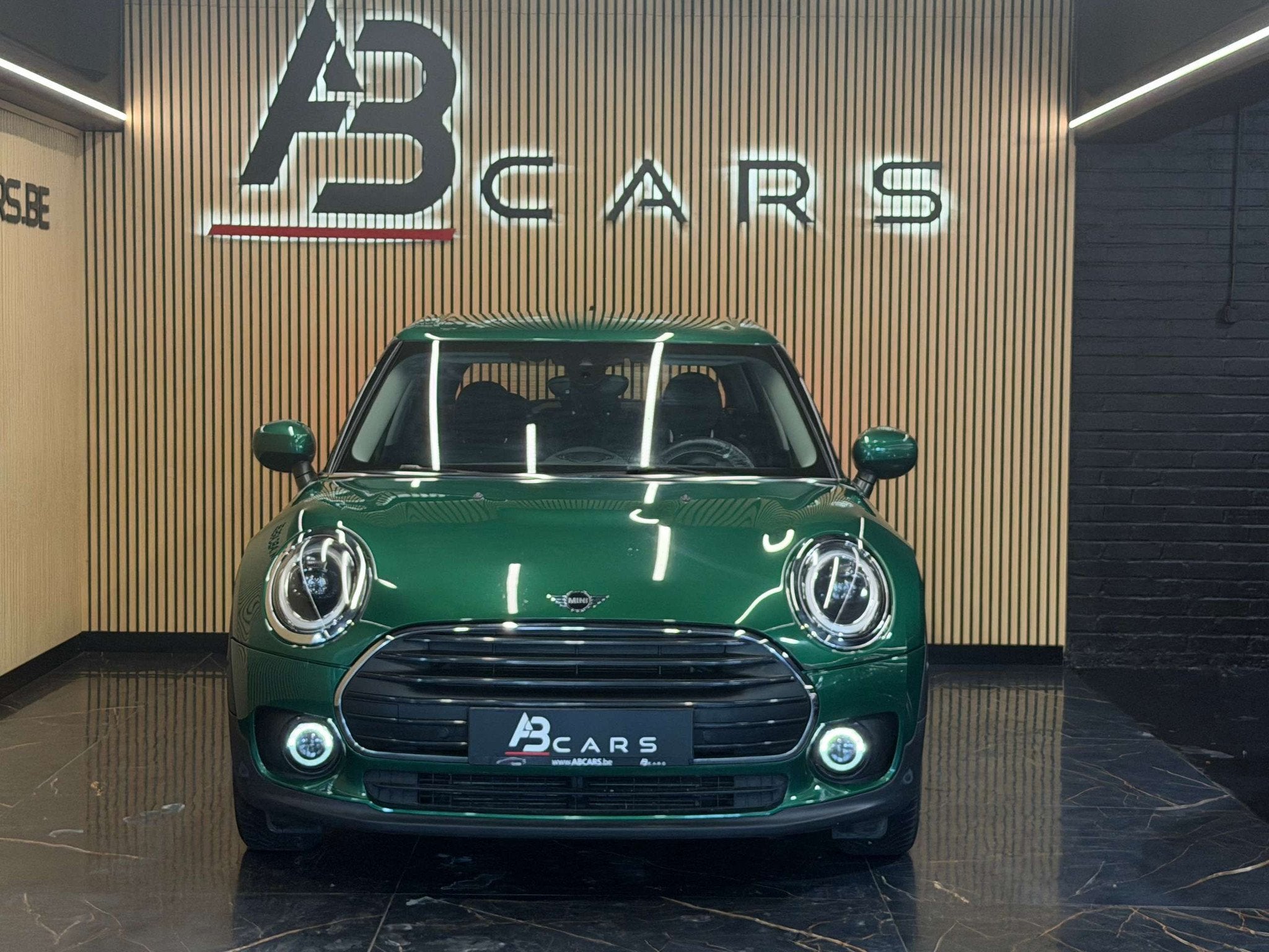 MINI Cooper D Clubman 2.0D * GARANTIE 12 MOIS * (bj 2021), Auto's, Mini, 4 cilinders, 110 g/km, Overige brandstoffen, Leder