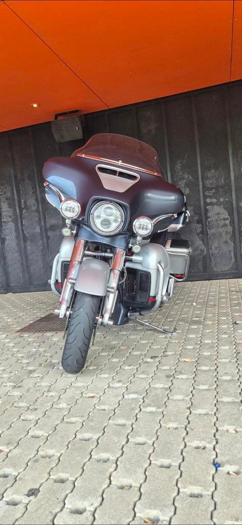 Streetglide cvo van 2019 met afneembare topcase, Particulier, Handvatverwarming