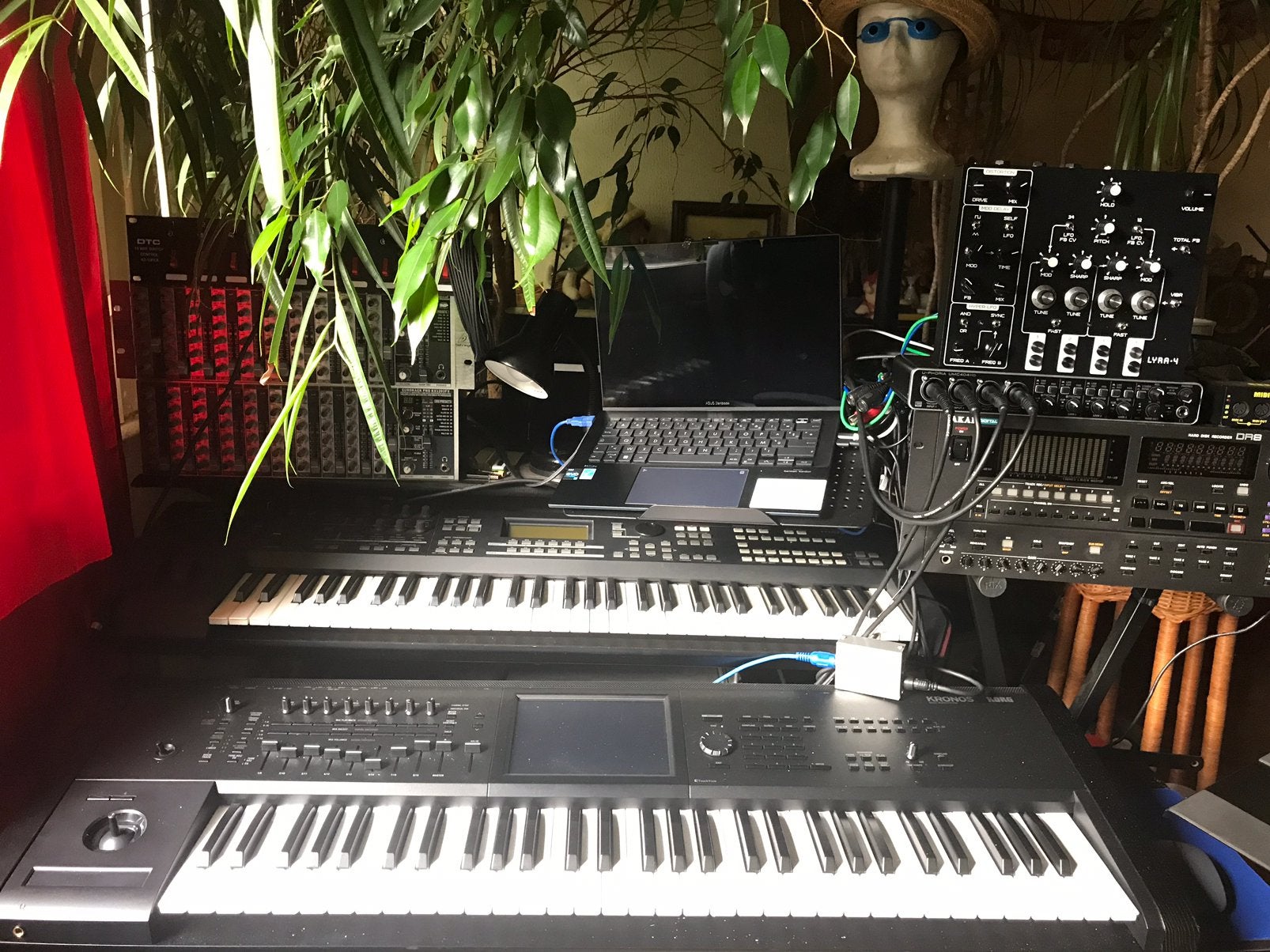 KRONOS 3, LYRA 4 nieuw, recent en compleet, Ophalen, Zo goed als nieuw