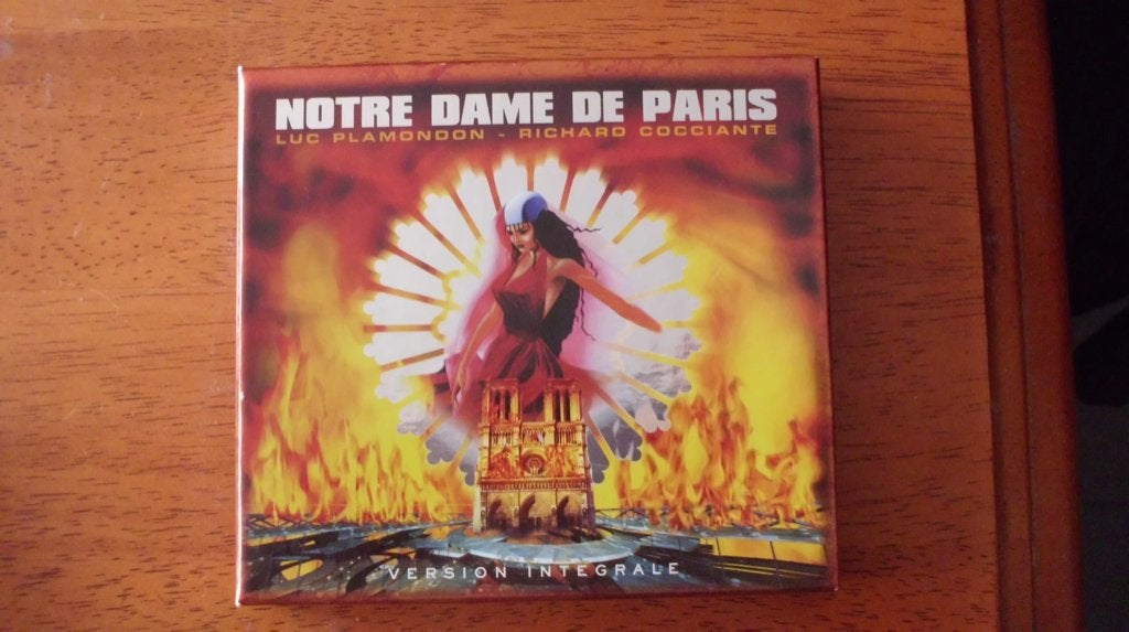 CD notre dame de Paris, CD & DVD, CD | Musique du monde, Enlèvement, Comme neuf