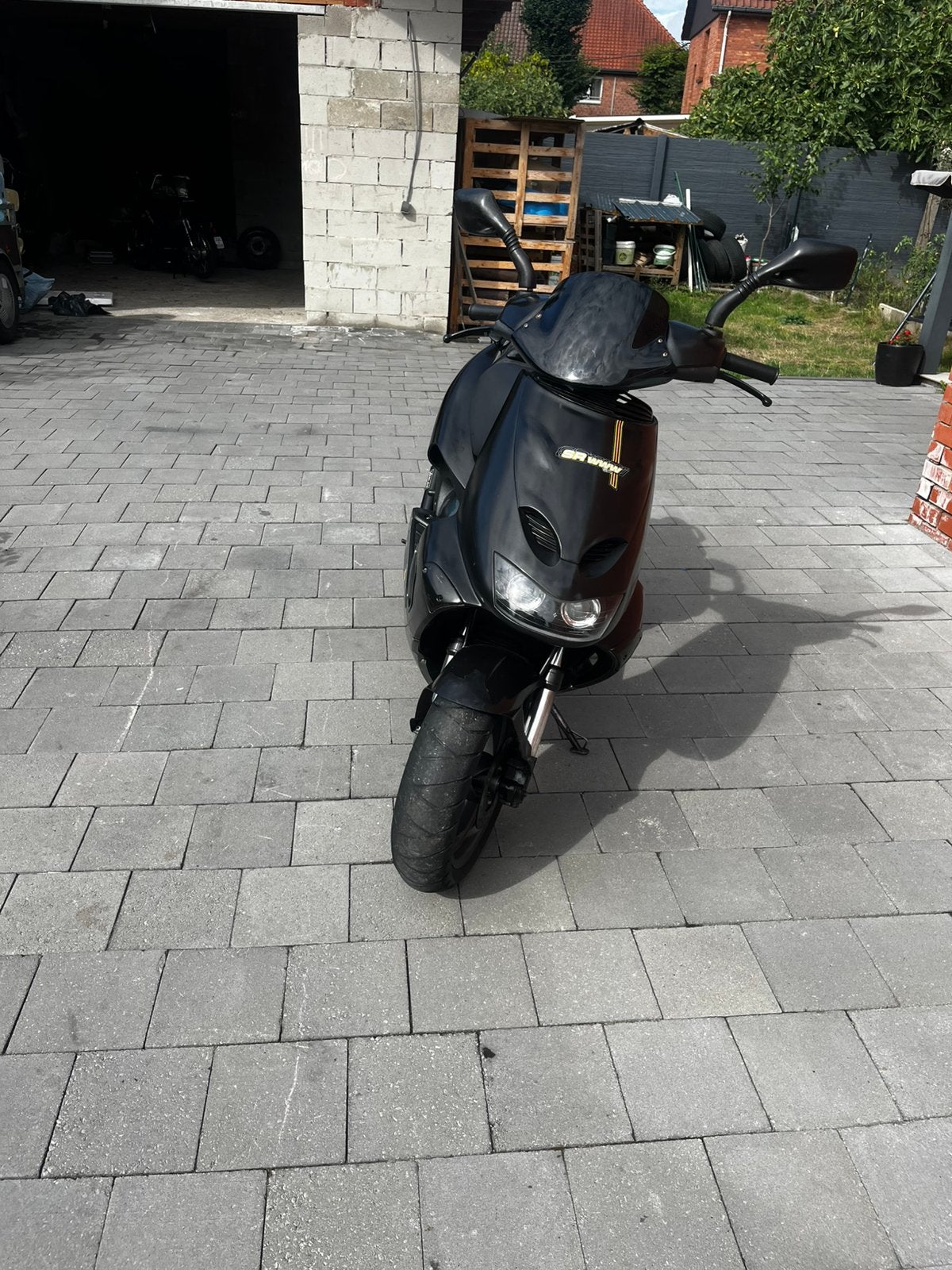 Aprillia sr50 70cc a klasse, Fietsen en Brommers, Scooters | Piaggio, Ophalen, Zo goed als nieuw