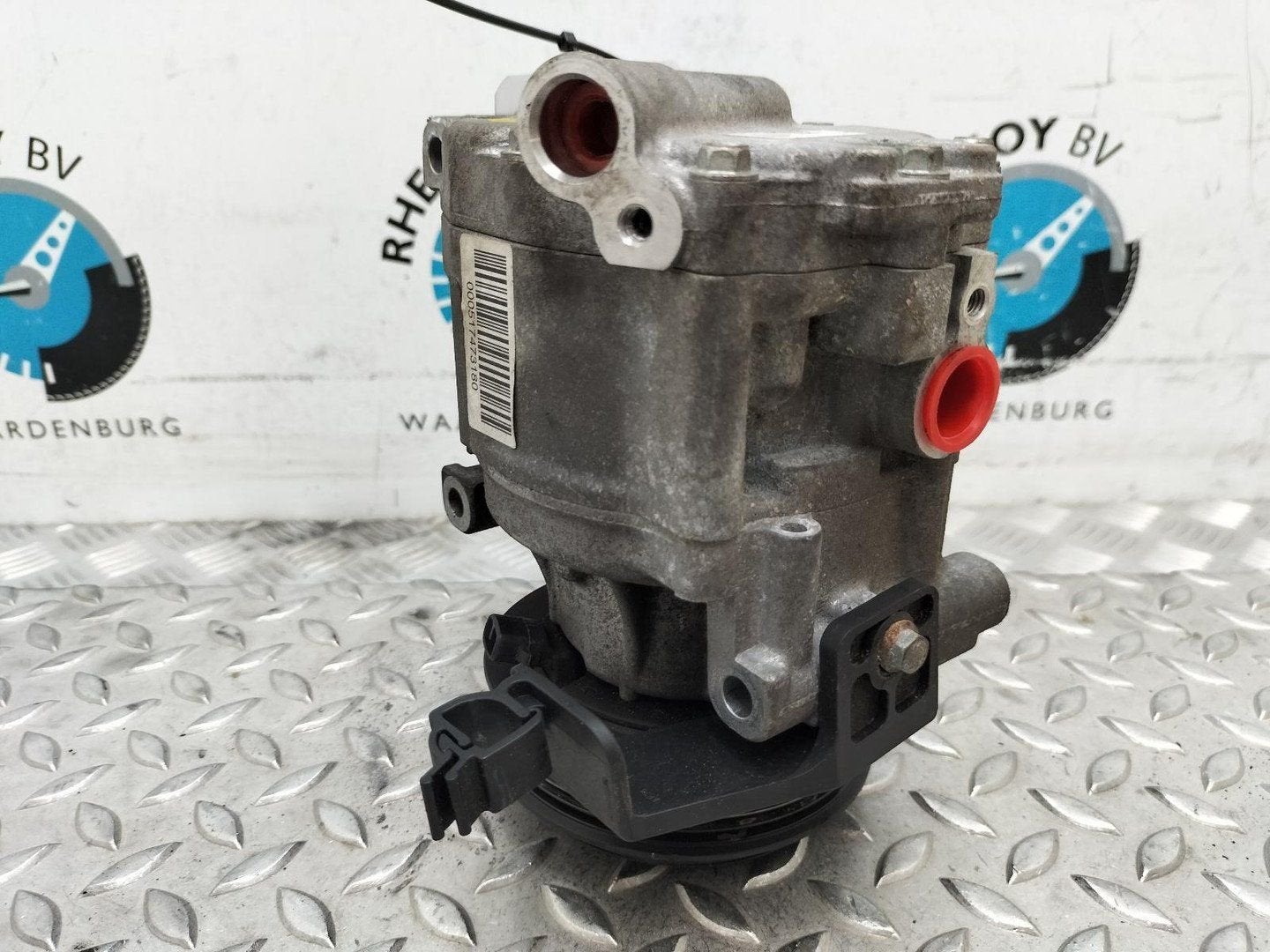 FIAT PANDA 0.9 TWINAIR LOUNGE  AIRCO COMPRESSOR / AIRCOPOMP, Ophalen of Verzenden, Gebruikt, ARN erkend