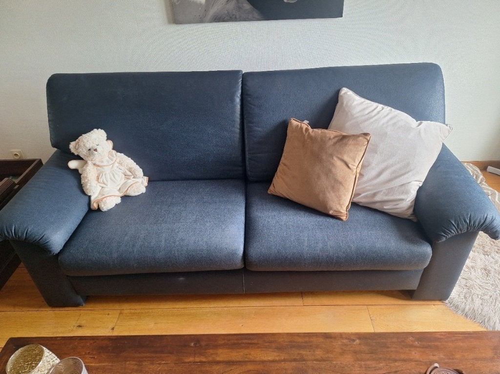 Zetel 3 zit en 2 zit gratis af te halen, Ophalen, Heidelbergstraat 63, Stof, Info@motosraes.be