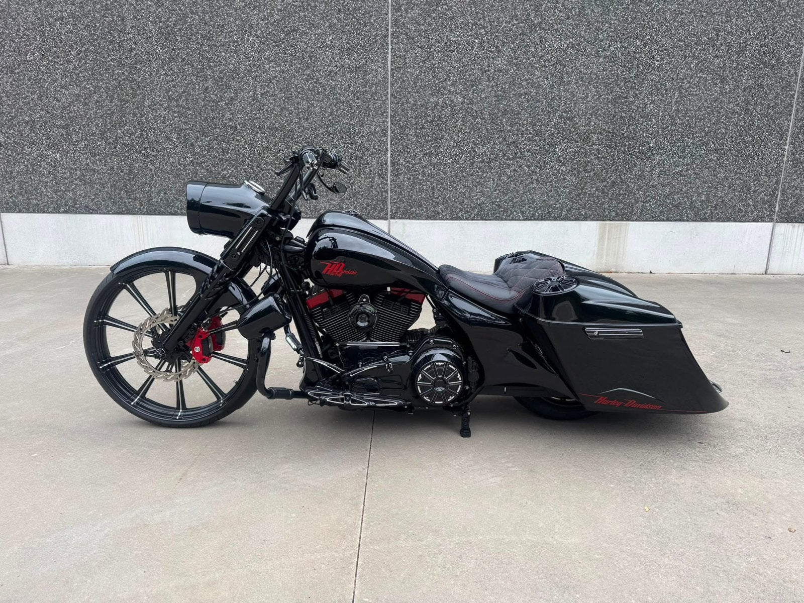 Harley Davidson Full Custom/Bagger, Motos, Motos | Harley-Davidson, Entreprise, Éclairage LED, Enlèvement
